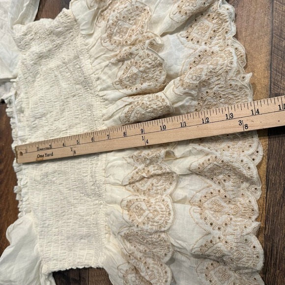 American Eagle Outfitters‎ Cream Smocked Tiered Eyelet Peplum Blouse Size medium - Picture 8 of 9